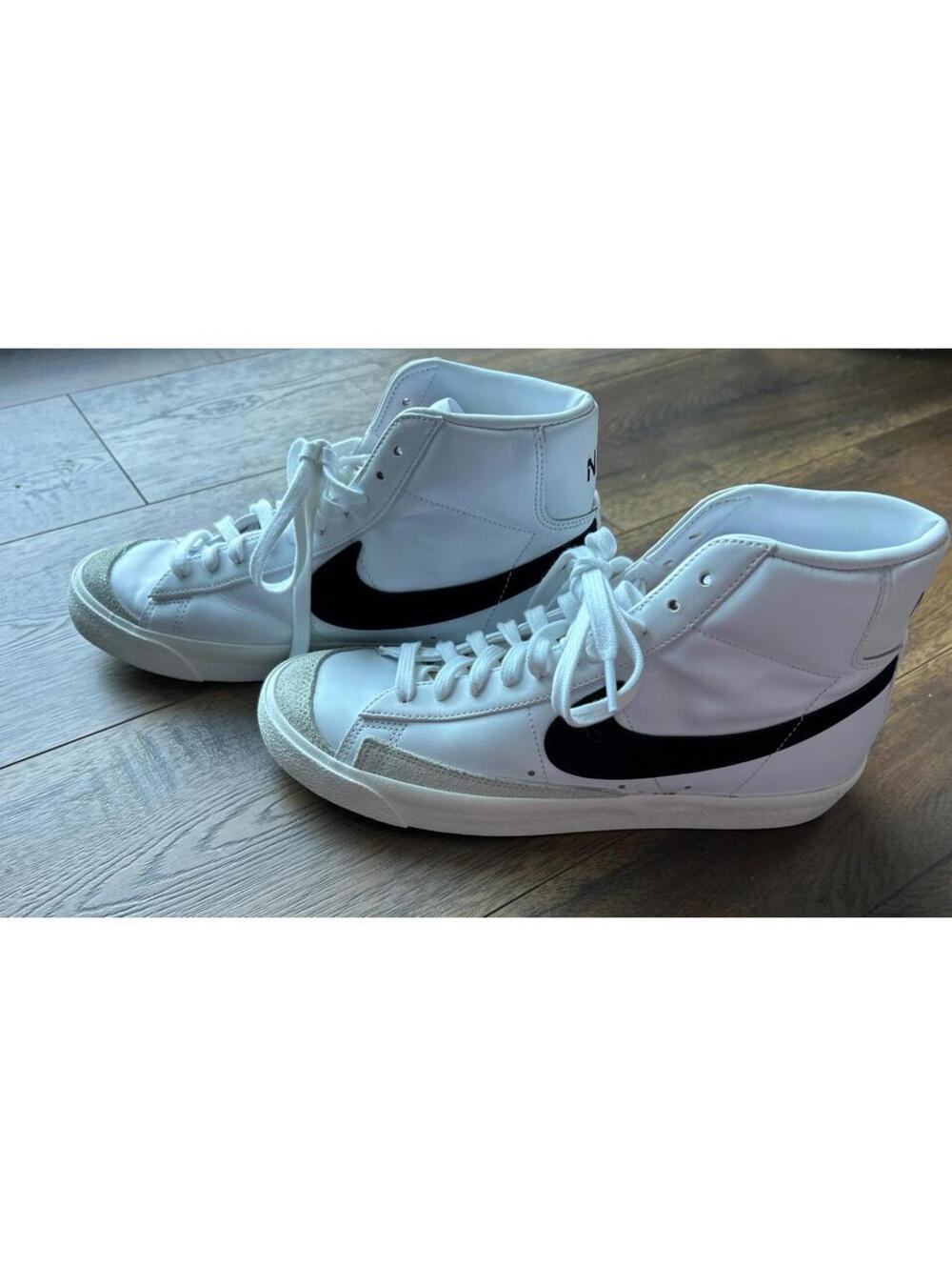 Nike Blazer Mid '77 Vintage Women's Sneakers White/Black, Size US 9.5 - Picture 2 of 10